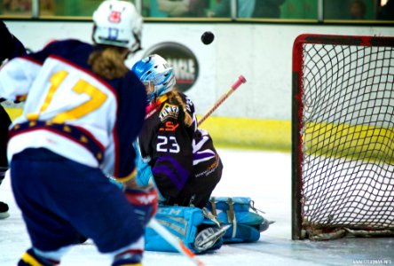 Ice Hockey - Guildford Lightning Vs Milton Keynes Falcons