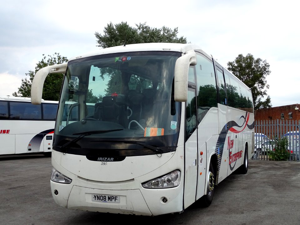 A set of photos of the last weeks of New Enterprise Coaches running from their Tonbridge Home since 1974. In a few weeks time they move to the new Arriva Depot in Kingstanding Way Tunbridge Wells. At the moment only 3 coach drivers are moving to Tunbridge photo