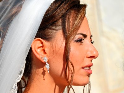 The contemplative bride