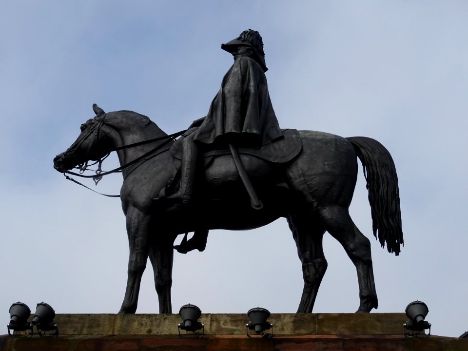 DUKE OF WELLINGTON STATUE ALDERSHOT