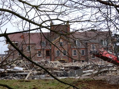 DEMOLITION OF MAIDSTONE HOSPITAL NURSES HOME. THE BUILDING DATES FROM 1920