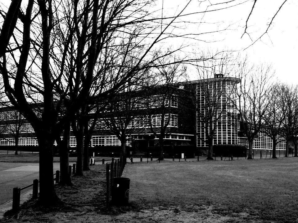 ART DECO SCHOOL