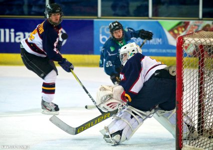 Ice Hockey - Guildford Lightning Vs Kingston Diamonds