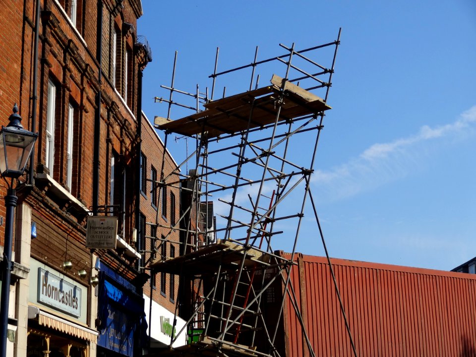 HIGH STREET SEVENOAKS KENT SCAFFOLDING HIT BY HGV