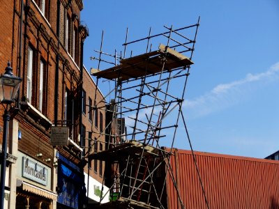 HIGH STREET SEVENOAKS KENT SCAFFOLDING HIT BY HGV
