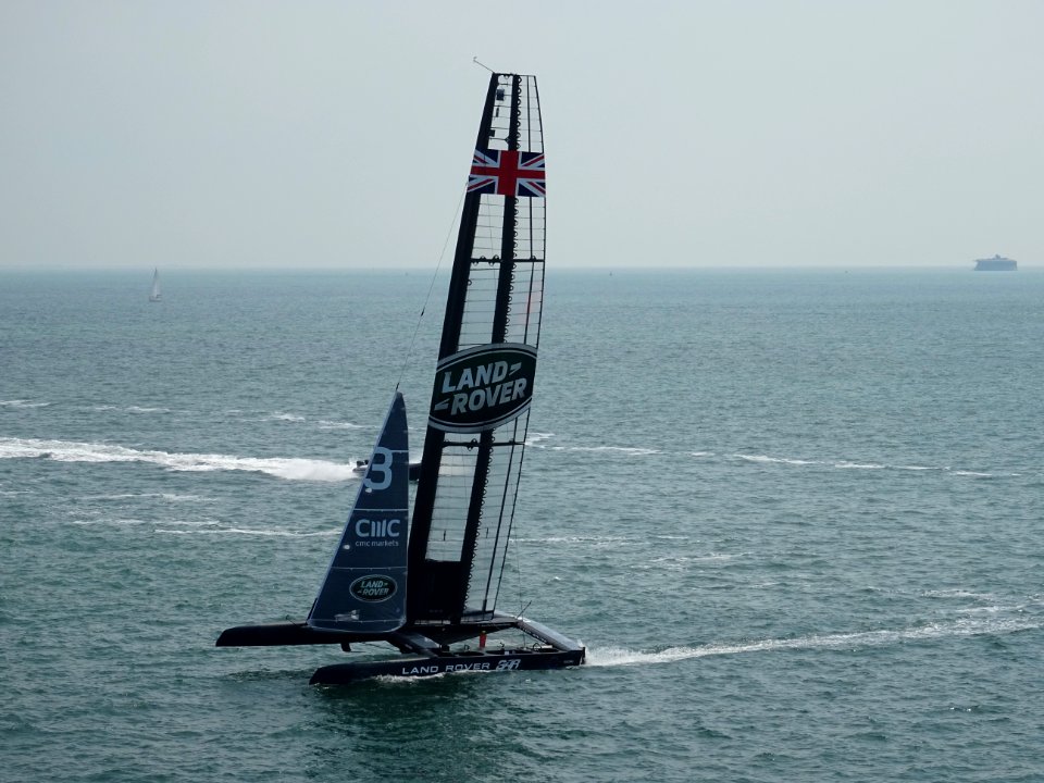 AMERICAS CUP LAND ROVER BAR
