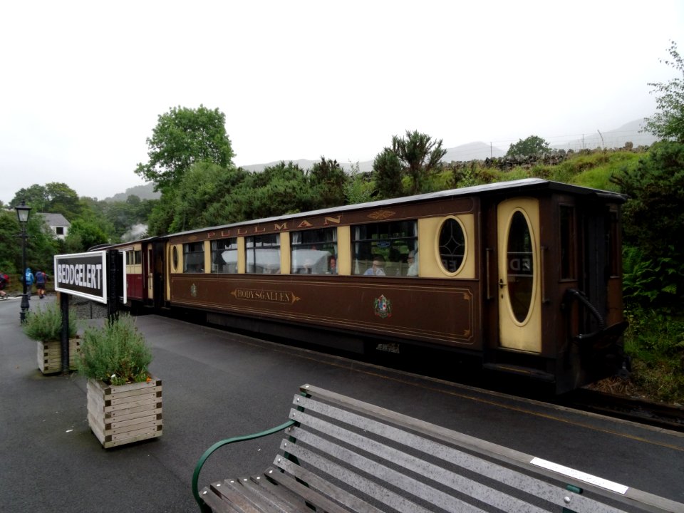 WELSH HIGHLAND RAILWAY BEDDGELERT STATION