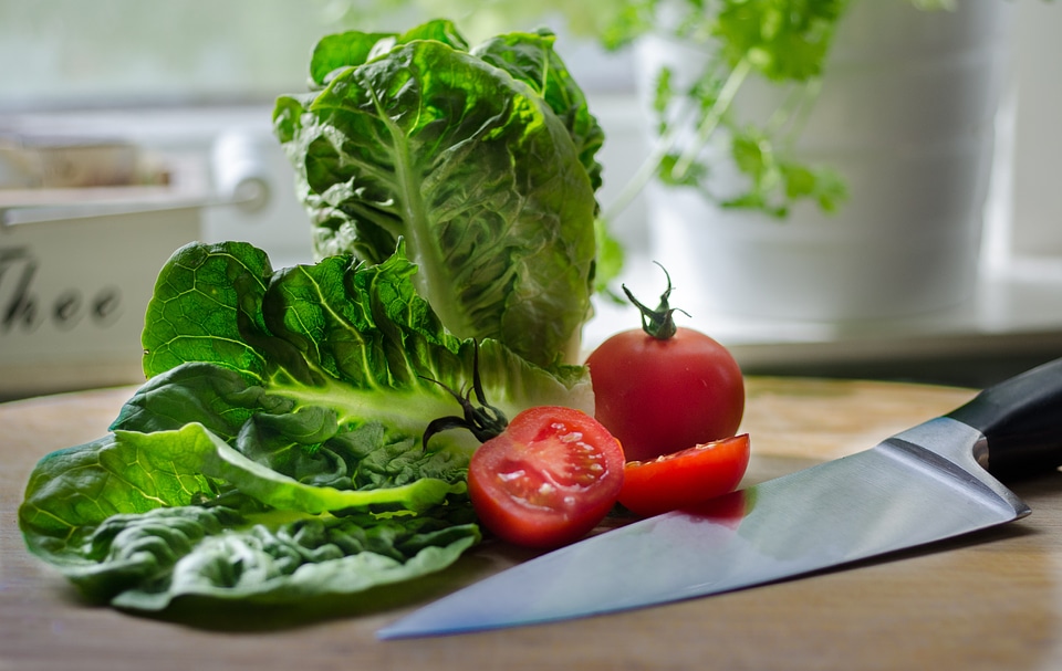 Kitchen knife cooking
