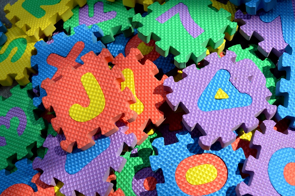 Lyrics puzzle colors