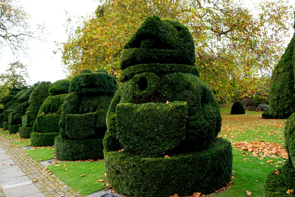 Hall Place Bexley Kent England Topiary