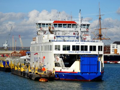 MV WIGHT SUN PORTSMOUTH photo