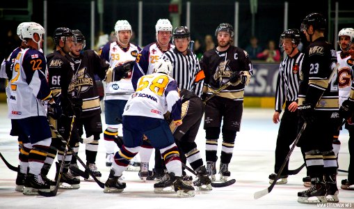 Guildford Flames Vs Milton Keynes Lightning