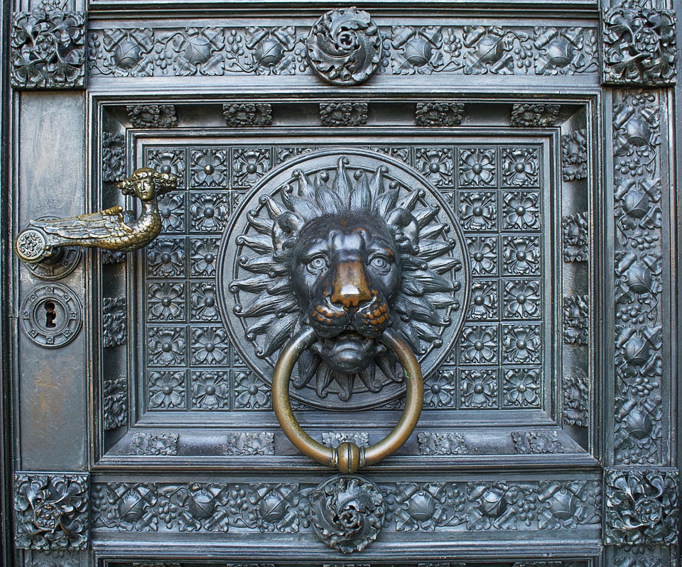 Entrance door gothic