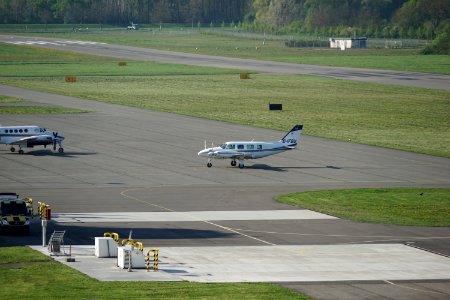 Piper PA-31-325 Navajo photo