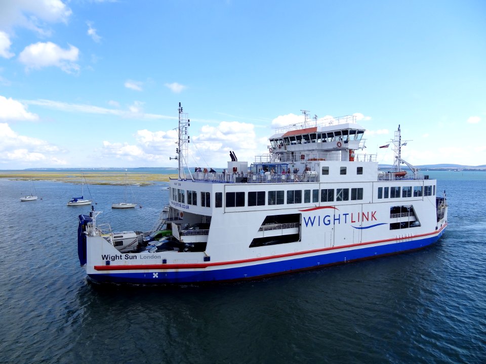 WIGHT SUN WIGHTLINK YARMOUTH TO LYMINGTON