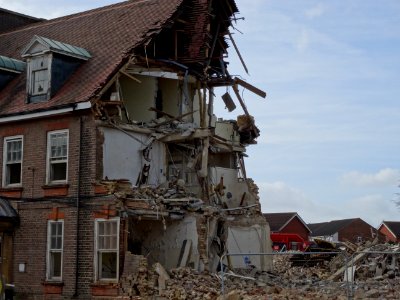 DEMOLITION OF MAIDSTONE HOSPITAL NURSES HOME. THE BUILDING DATES FROM 1920
