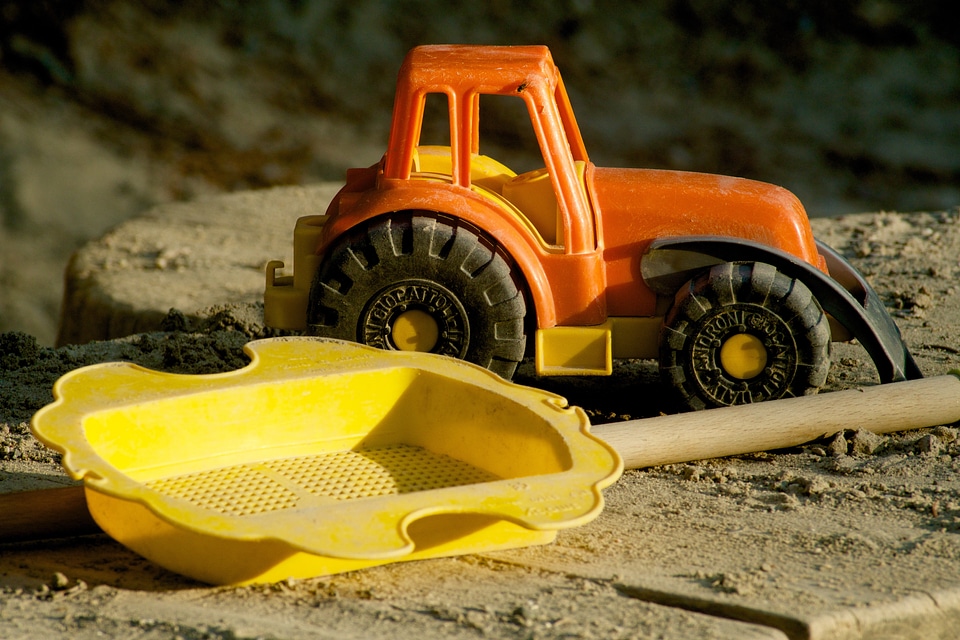 Tractor sand sandbox toys
