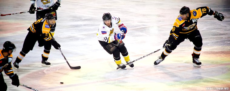 Ice Hockey - Bracknell Bees Vs Chelmsford Chieftains