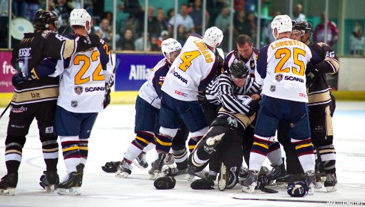 Guildford Flames Vs Milton Keynes Lightning