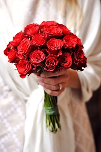 Bouquet red white