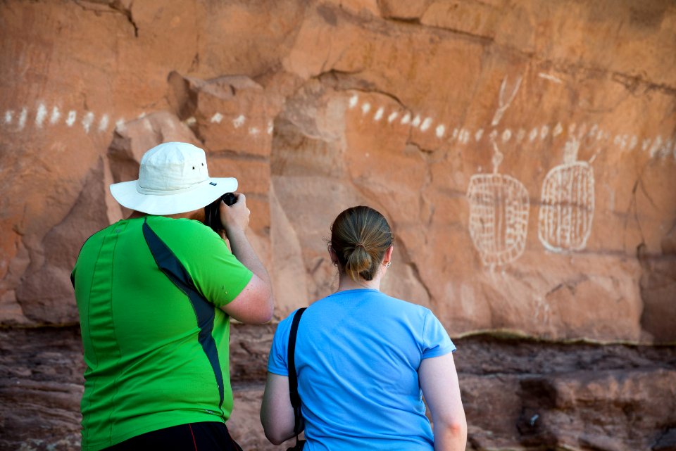 Enjoying Peekaboo Rock Art