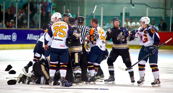 Guildford Flames Vs Milton Keynes Lightning
