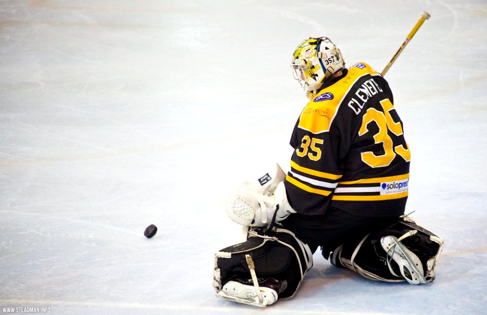 Ice Hockey - Bracknell Bees Vs Chelmsford Chieftains
