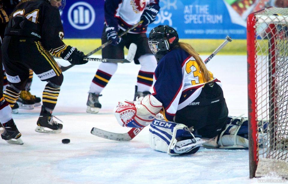 Ice Hockey - Guildford Lightning Vs Bracknell Queen Bees