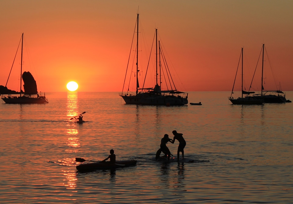 Atmosphere boats backlight