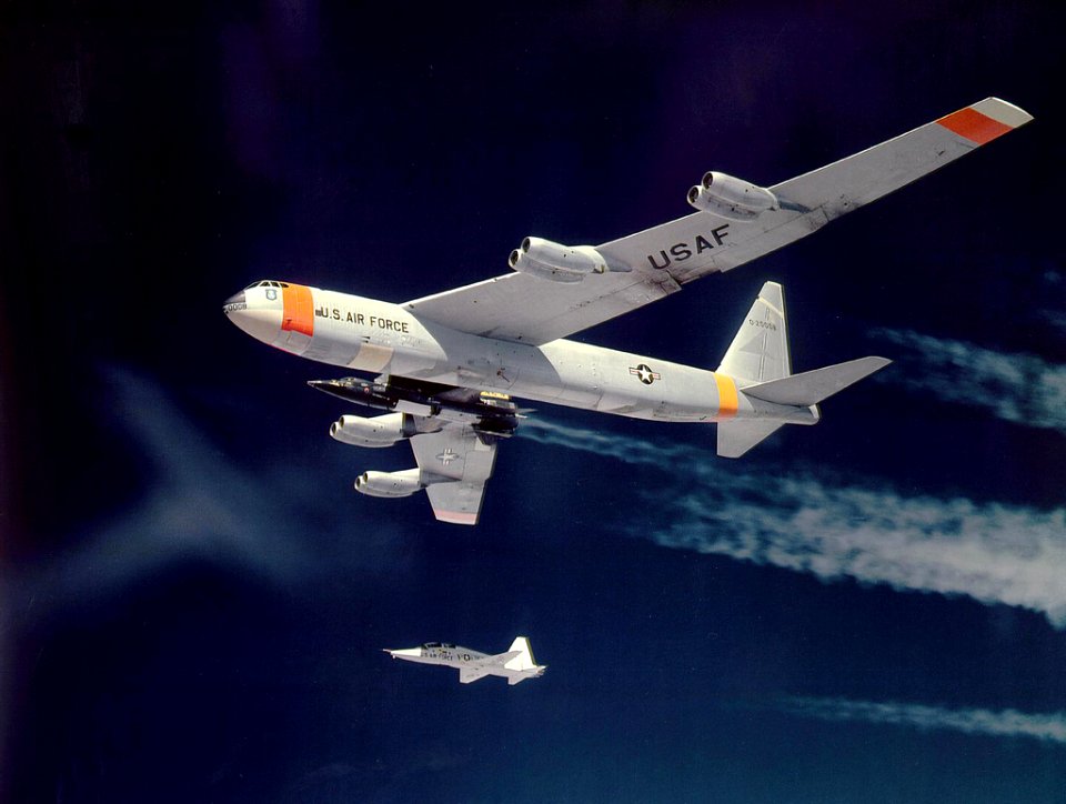 NB-52B, X-15 & T-38A