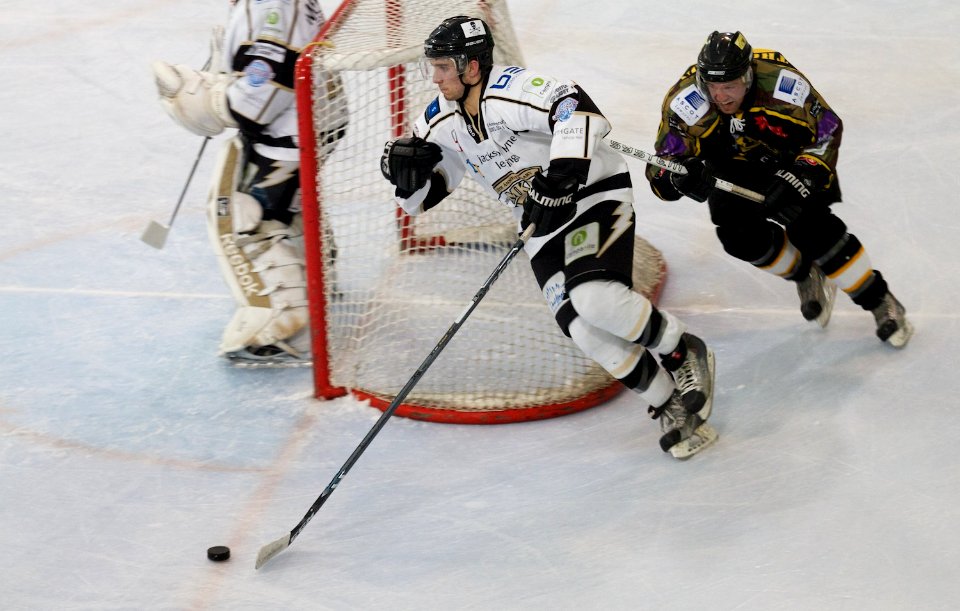 Bracknell Bees vs Milton Keynes Lightning