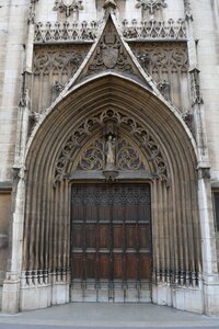 Facade historic building église saint-bonaventure