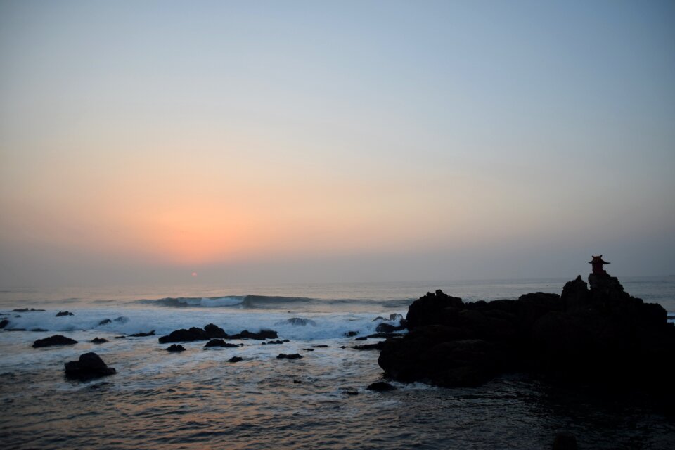 Isohara pacific ocean japan sun