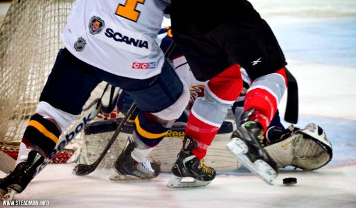 Guildford Flames Vs Basingstoke Bison - Cup Semi