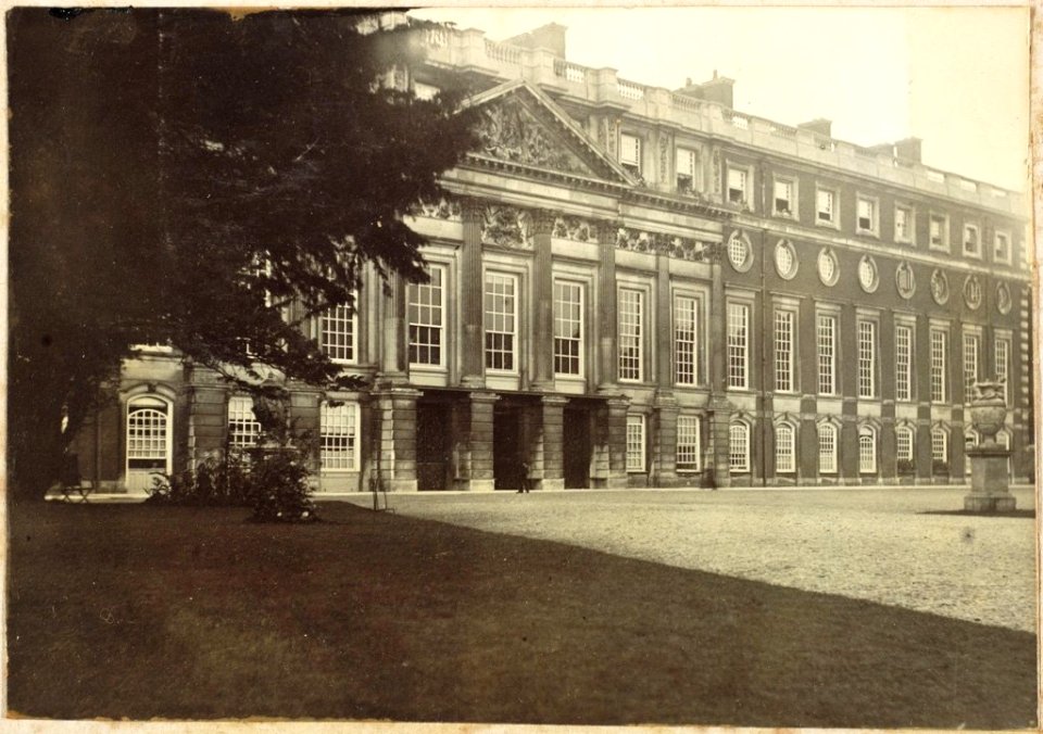 Hampton Court Palace