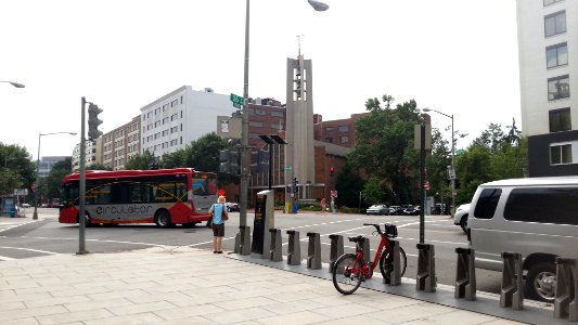 25th St & Pennsylvania Ave NW