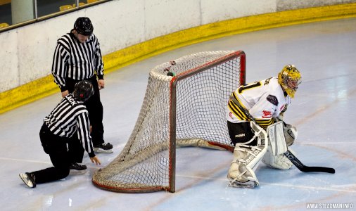 Bracknell Hornets Vs Haringey Racers