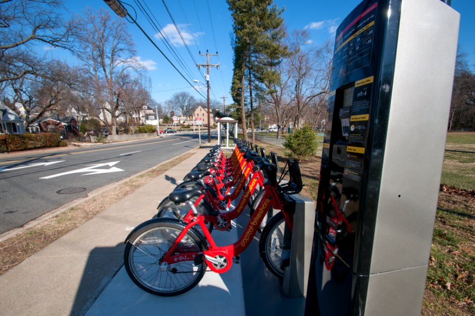 New station no. 367 - Washington Blvd & N Frederick St