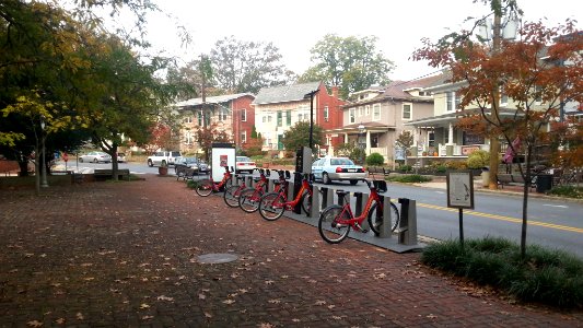 Carroll & Westmoreland Ave