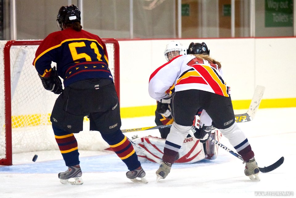 Guildford Lightning At Streatham Storm