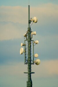 Telecommunications antenna radio