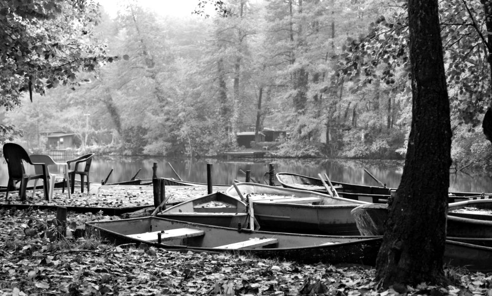 Die Boote am Samans Hof am Niederrhein