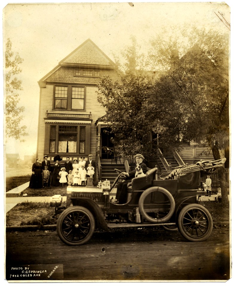 Proud Chicago family and their c1908 Maxwell-Briscoe Model H