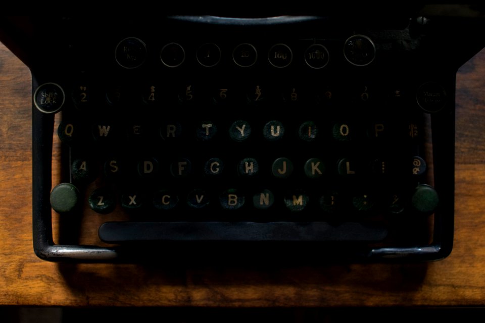 Typewriter photo