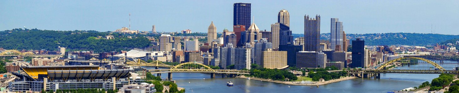 Pittsburgh skyline panorama