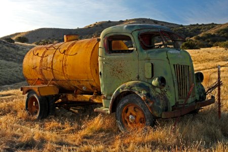 OLD WATER TRUCK, Near Cottonwood Spring, Carrizo Plain Nat Mon -05
