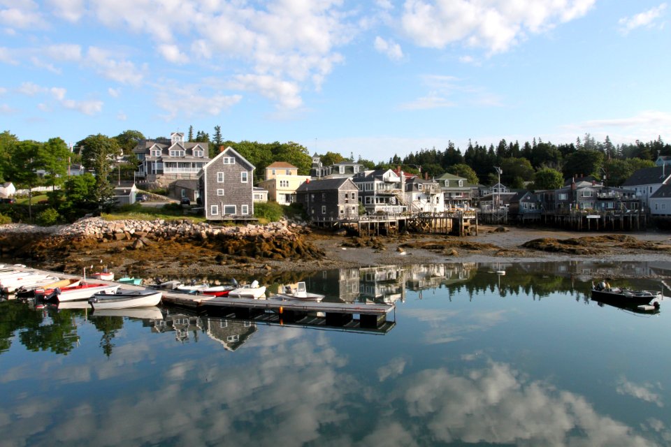 STONINGTON, MAINE -182g2