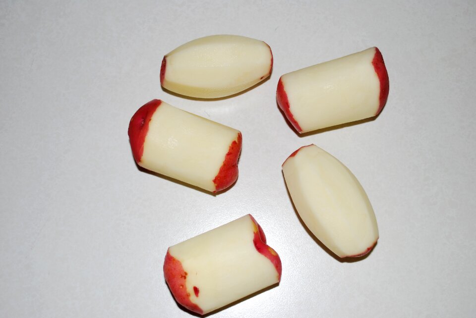 Peeled potato starch