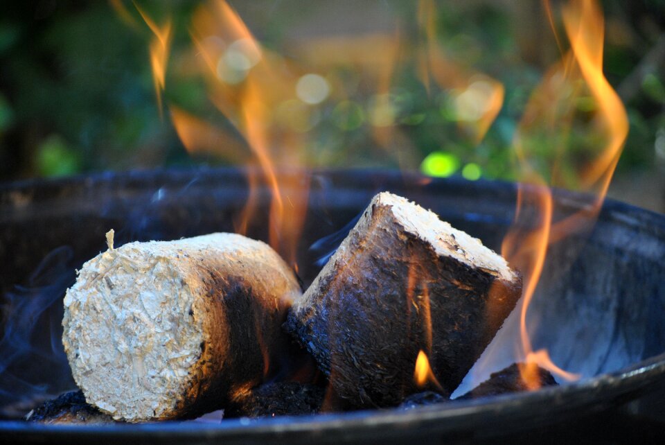 Heat embers fireplace