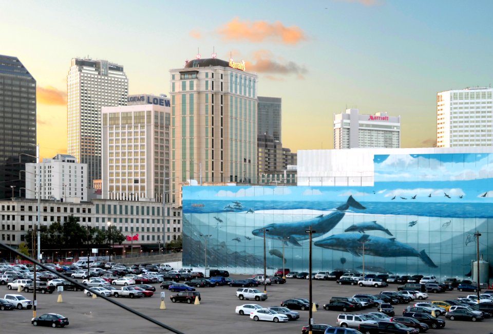 New Orleans  Whaling wall.